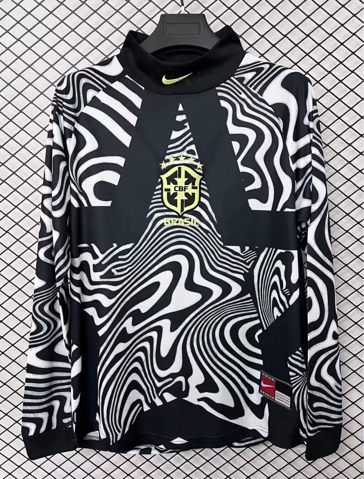 Brazil Retro GK hollywood kit 25/26