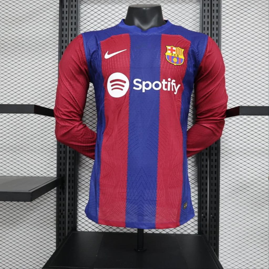 Barcelona long sleeve player version size XL season 23/24