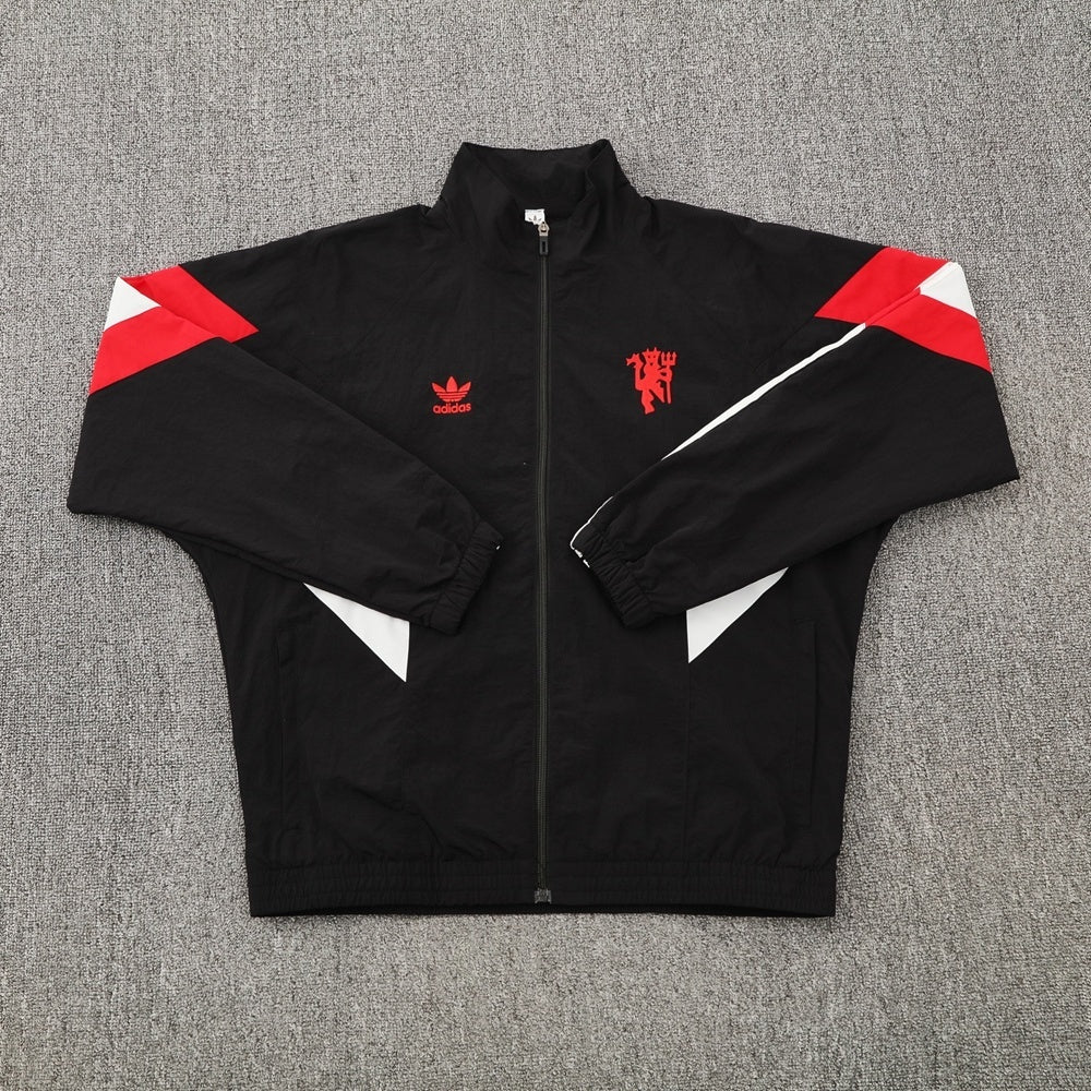 Man United jacket 25/26