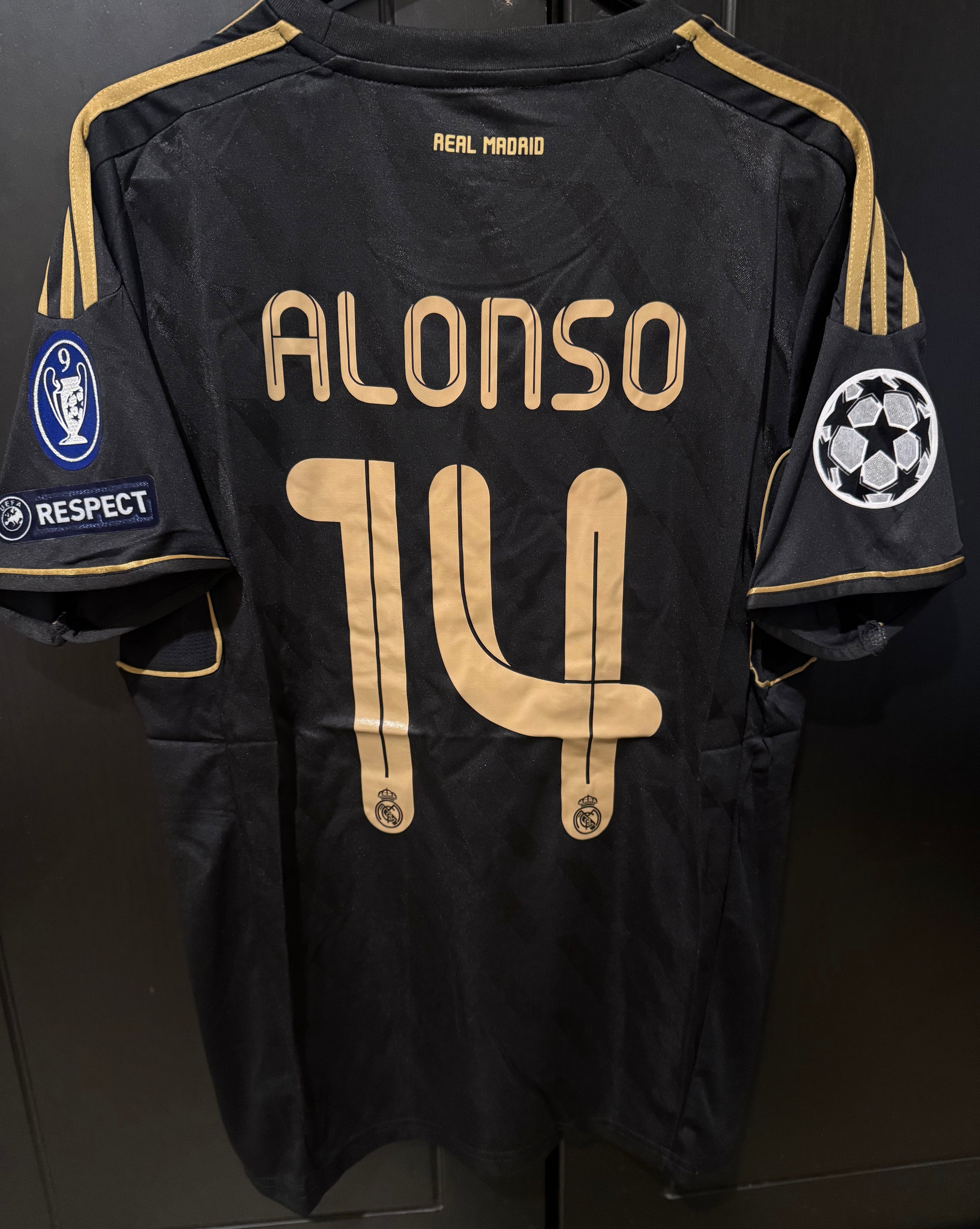 Real madrid Retro away 12/13