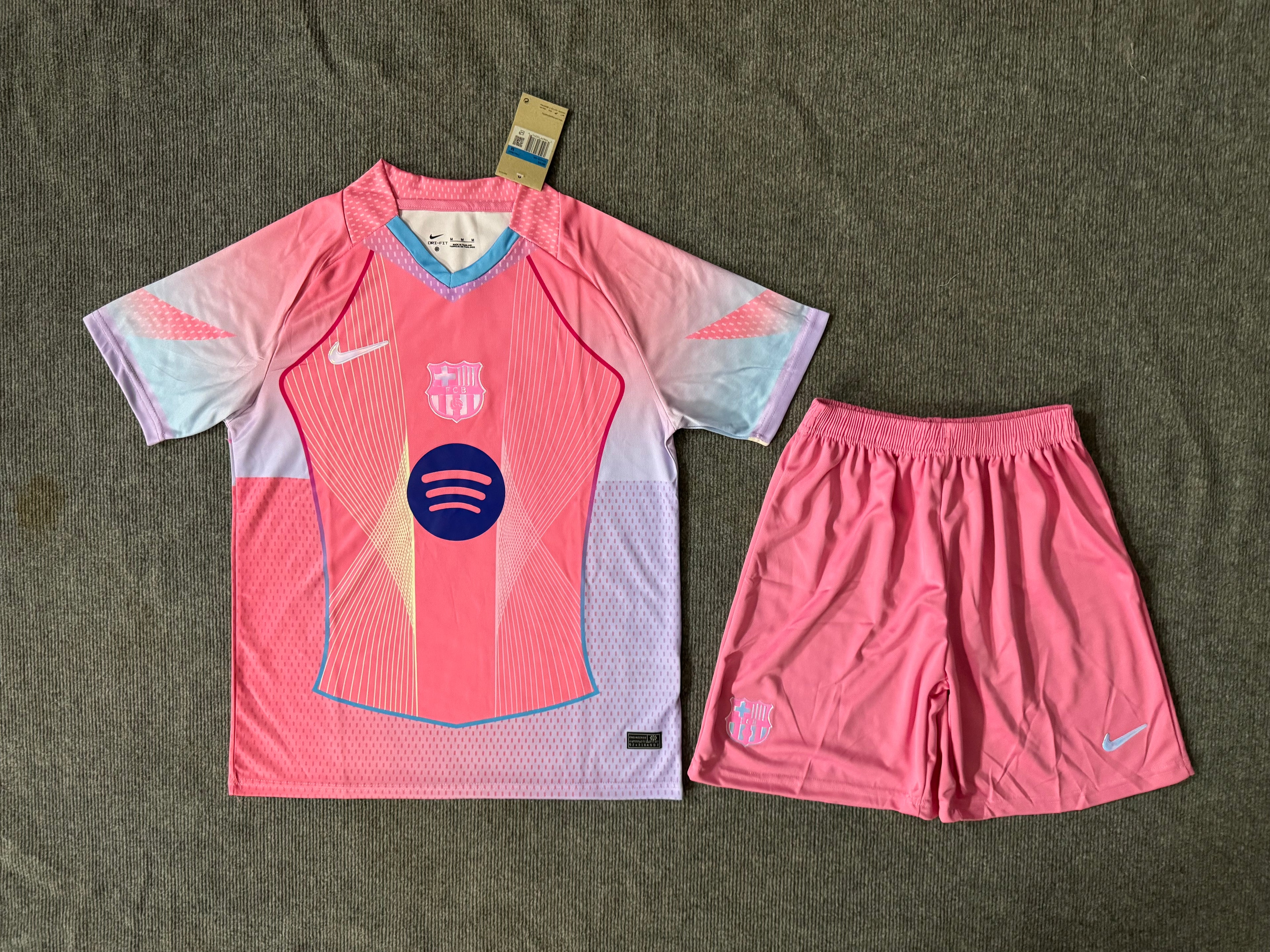 barcelona special edition pink t9@ 25/26