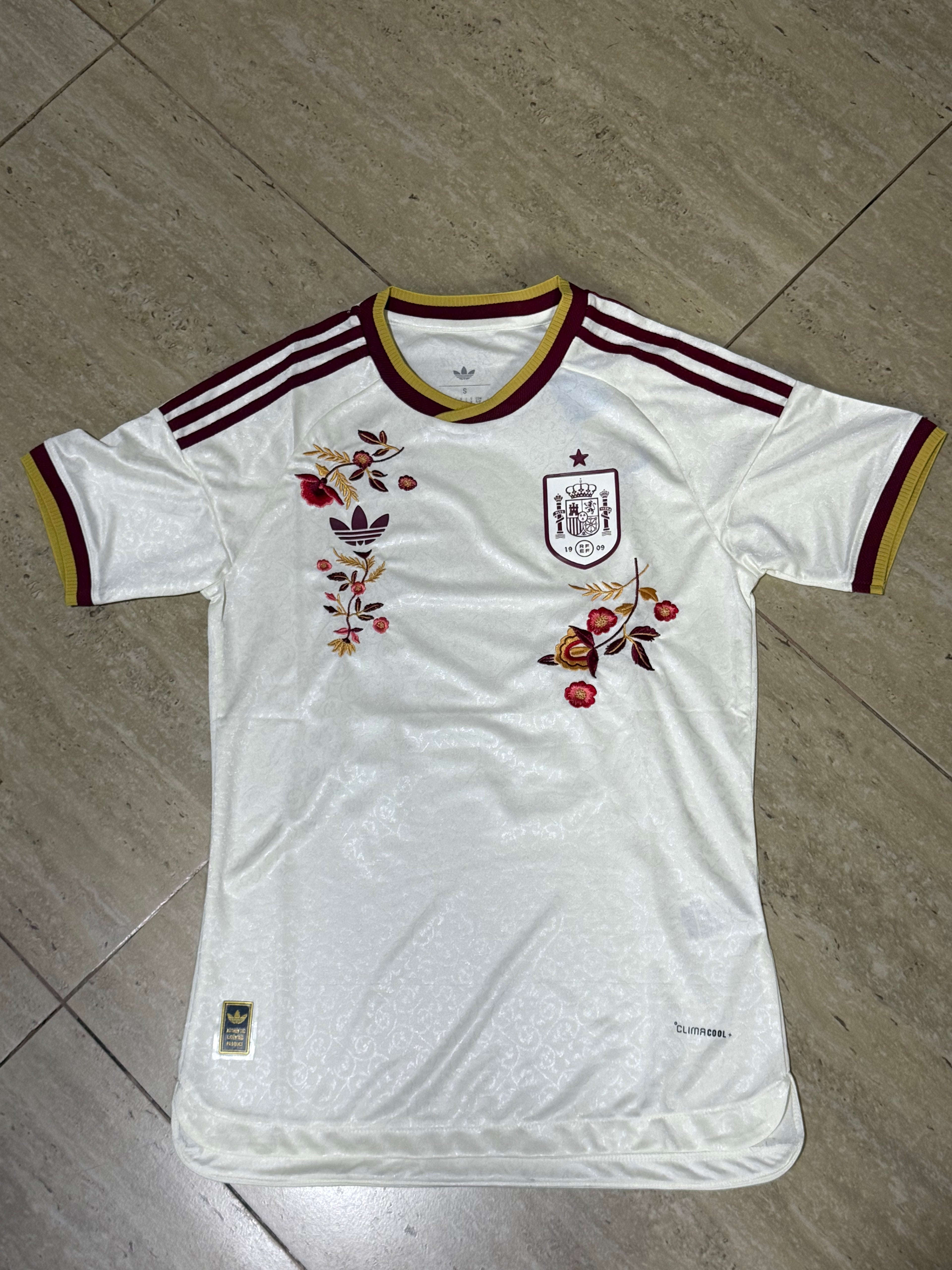 Spain Embriodered Away kit Wc26