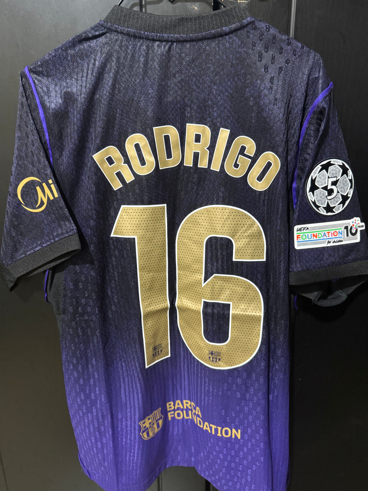 BARCELONA AWAY KIT 26/27 “ RODRIGO 16”