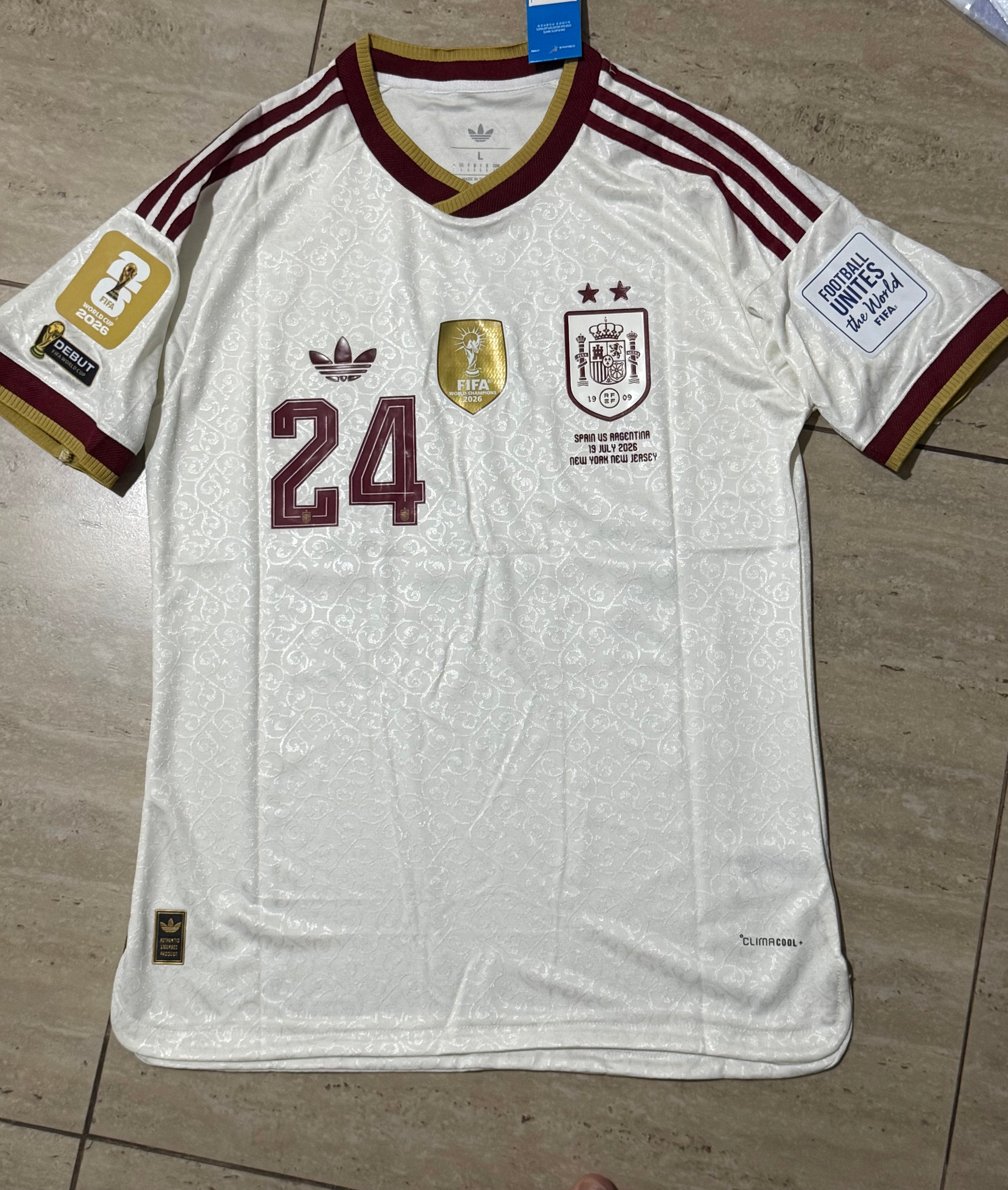 Spain 2 star Away Cucurella 24